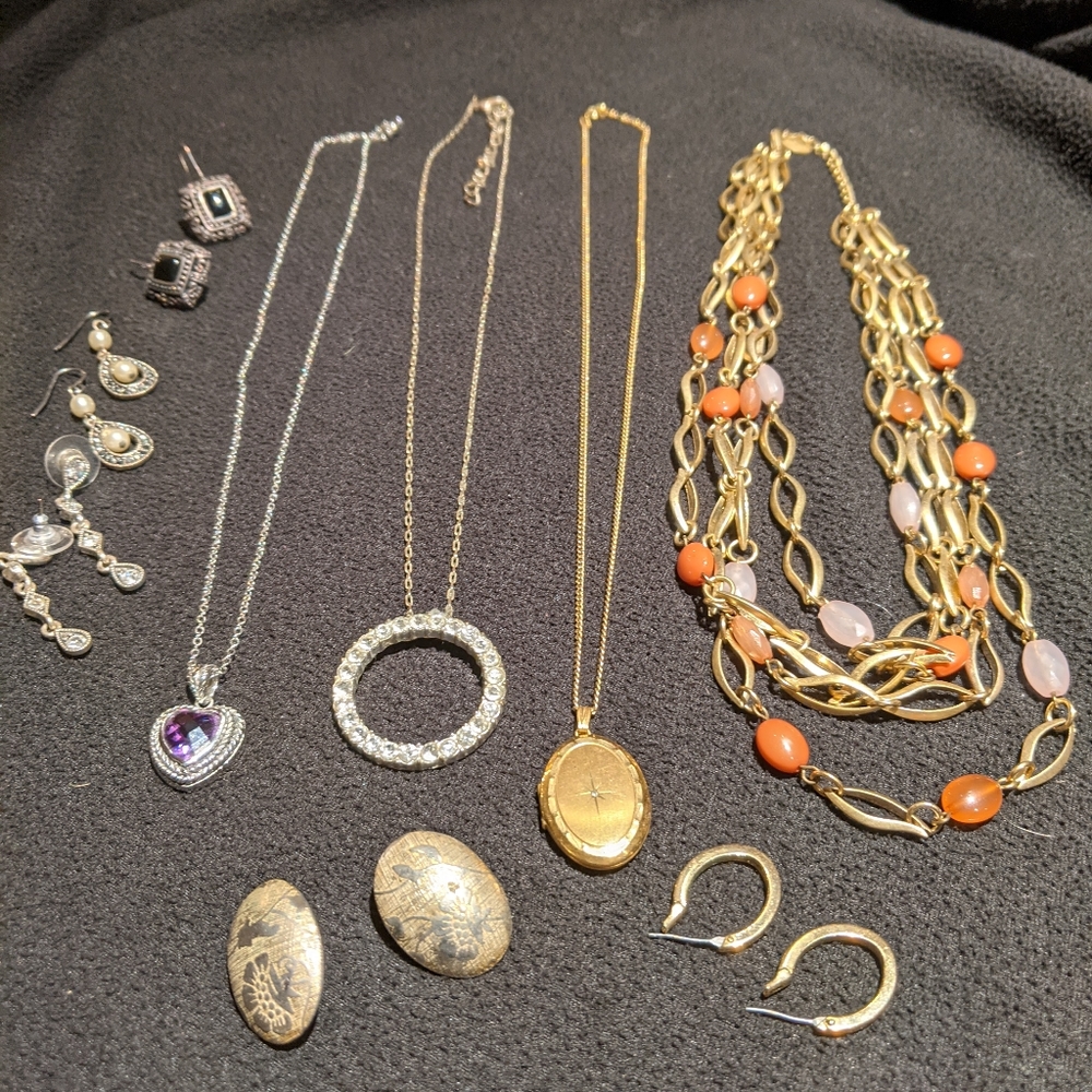 Costume Jewelry, earrings and necklaces:  9 pieces total